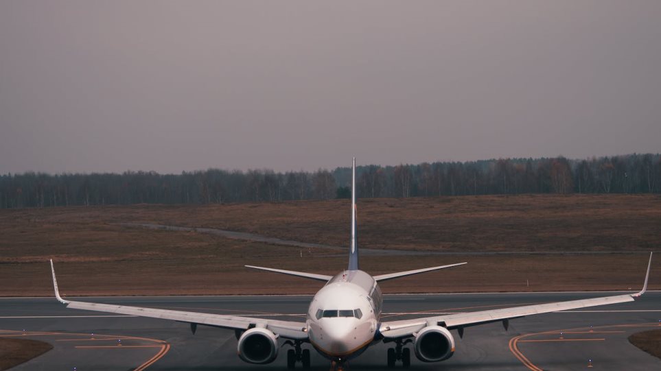 Boeing_7373-800_Udetero_PH